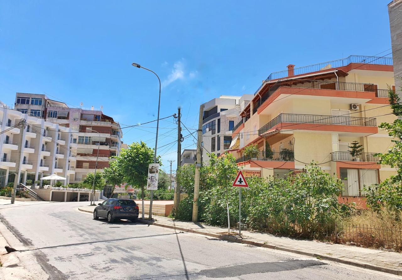 Allure Apartment Sarandë Exterior foto